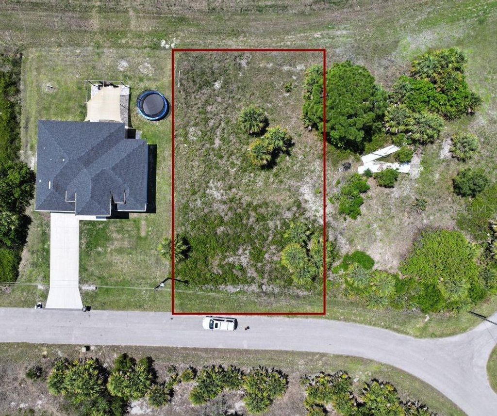 Photo of 22 Eastman Circle, North Port, FL 34288 (MLS # A4656339)