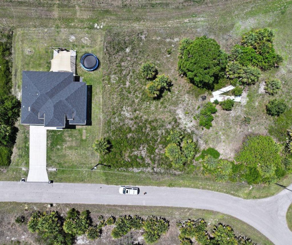 Photo of 22 Eastman Circle, North Port, FL 34288 (MLS # A4656339)
