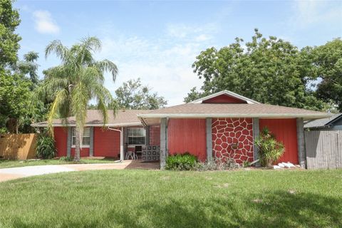 A home in CASSELBERRY