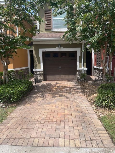 9637 SILVER BUTTONWOOD STREET ORLANDO FL 32832