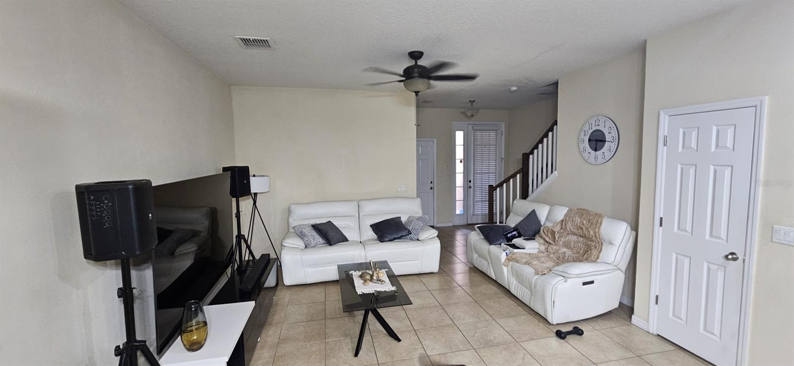 9637 SILVER BUTTONWOOD STREET