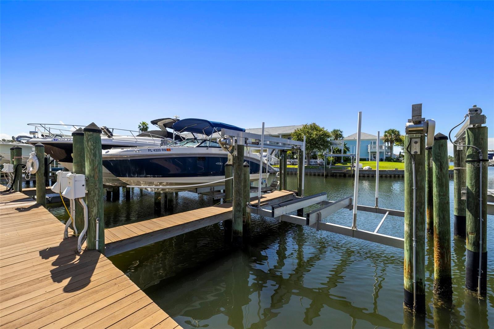 WATERSIDE AT COQUINA KEY DOCK CONDO - Residential