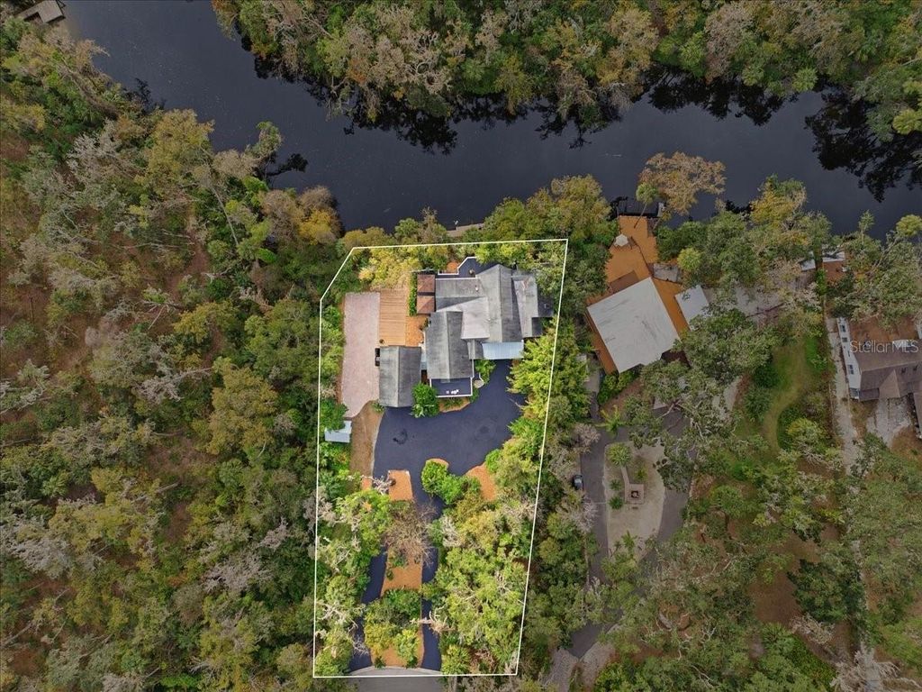 Photo of 4703 Rambling River Road, Brandon, FL 33511 (MLS # L4958322)