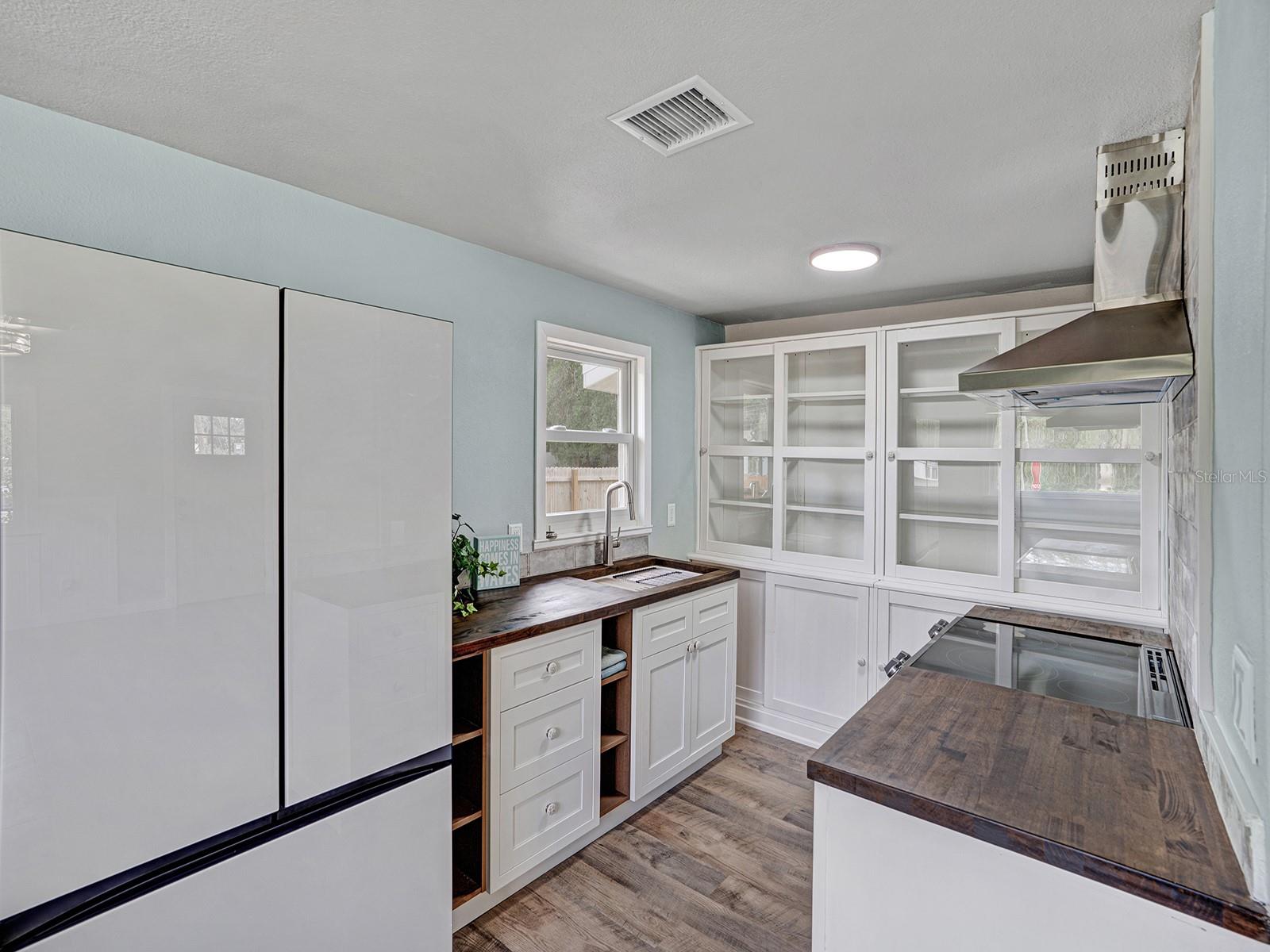RIVER VIEW ESTATES - Residential