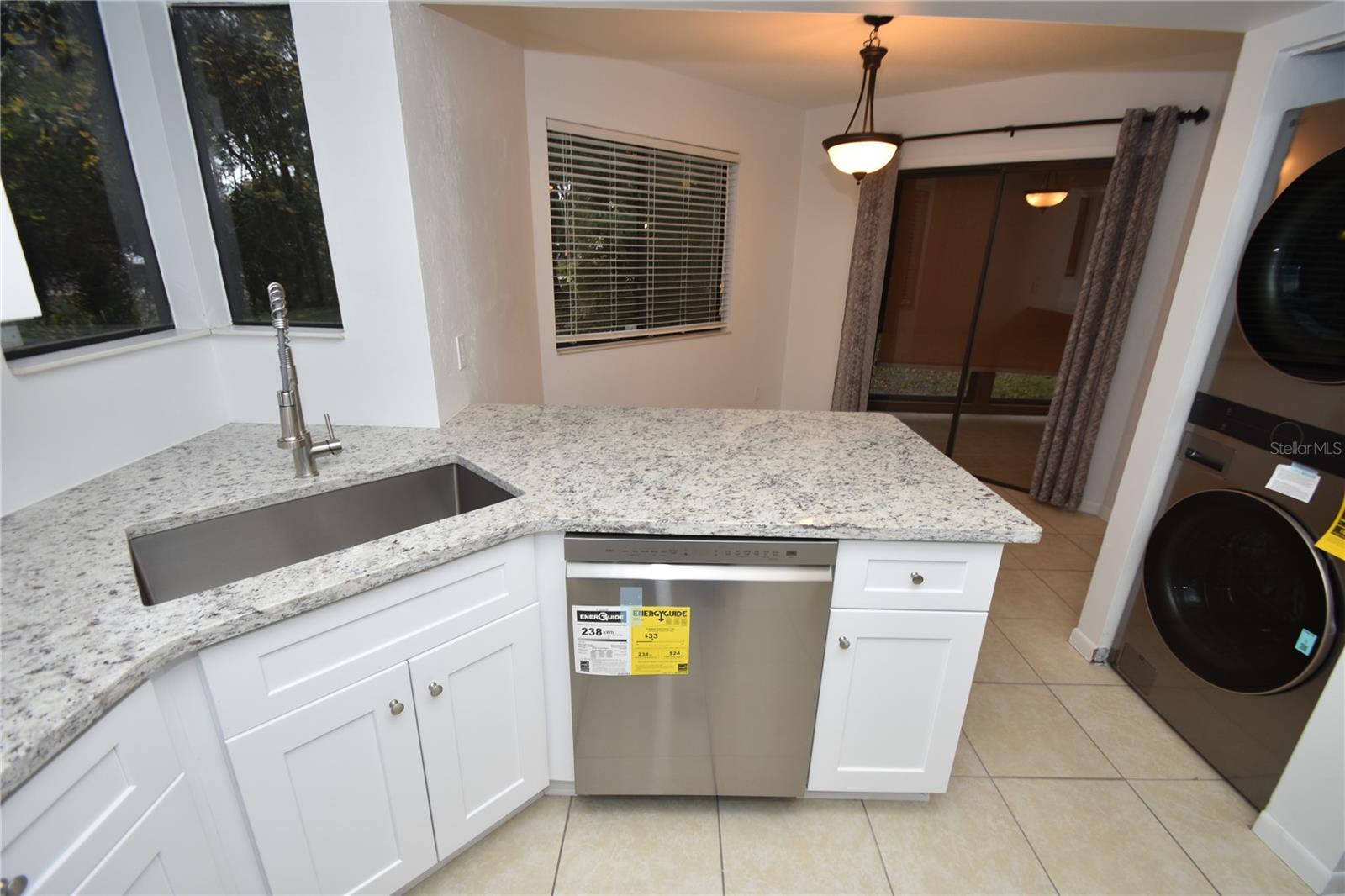 WOODHAVEN - Residential Lease