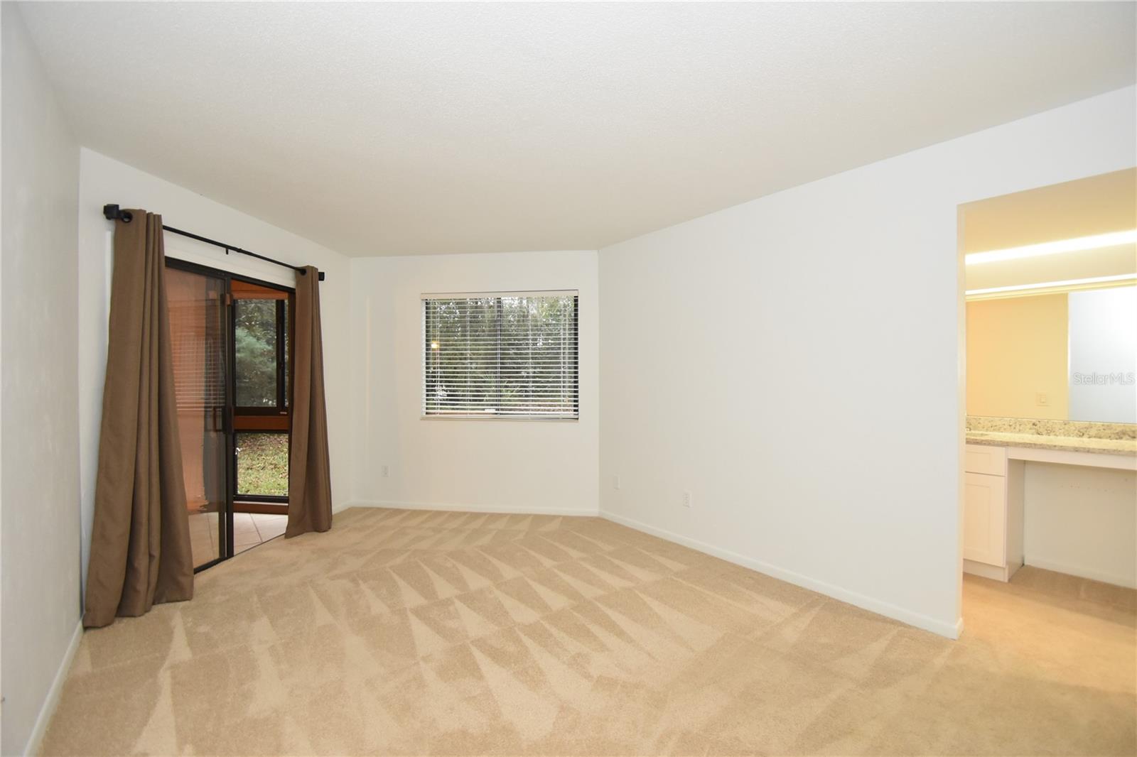 WOODHAVEN - Residential Lease