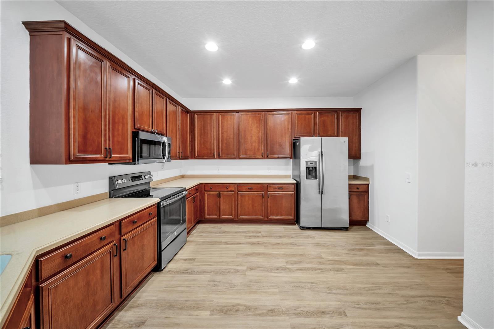 BALLANTRAE VILLAGE 03A & 03B - Residential