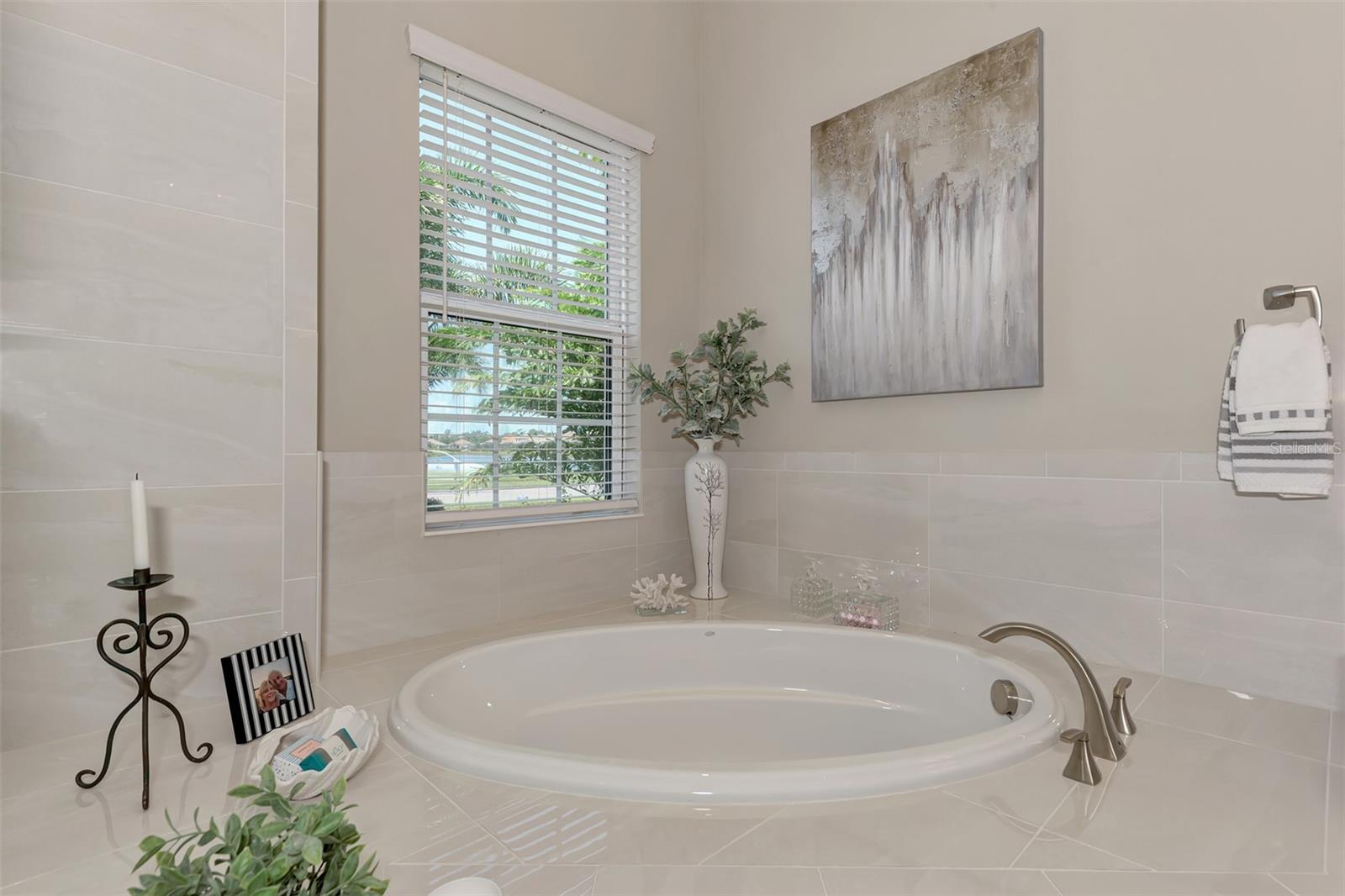 LEGACY ESTATES/ ESPLANADE ON PALMER RANCH - Residential