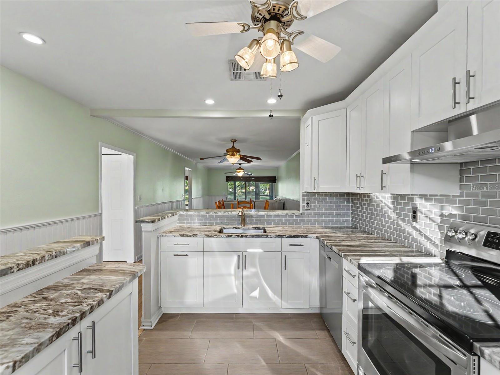 11430 CARRIAGE HILL DRIVE 4