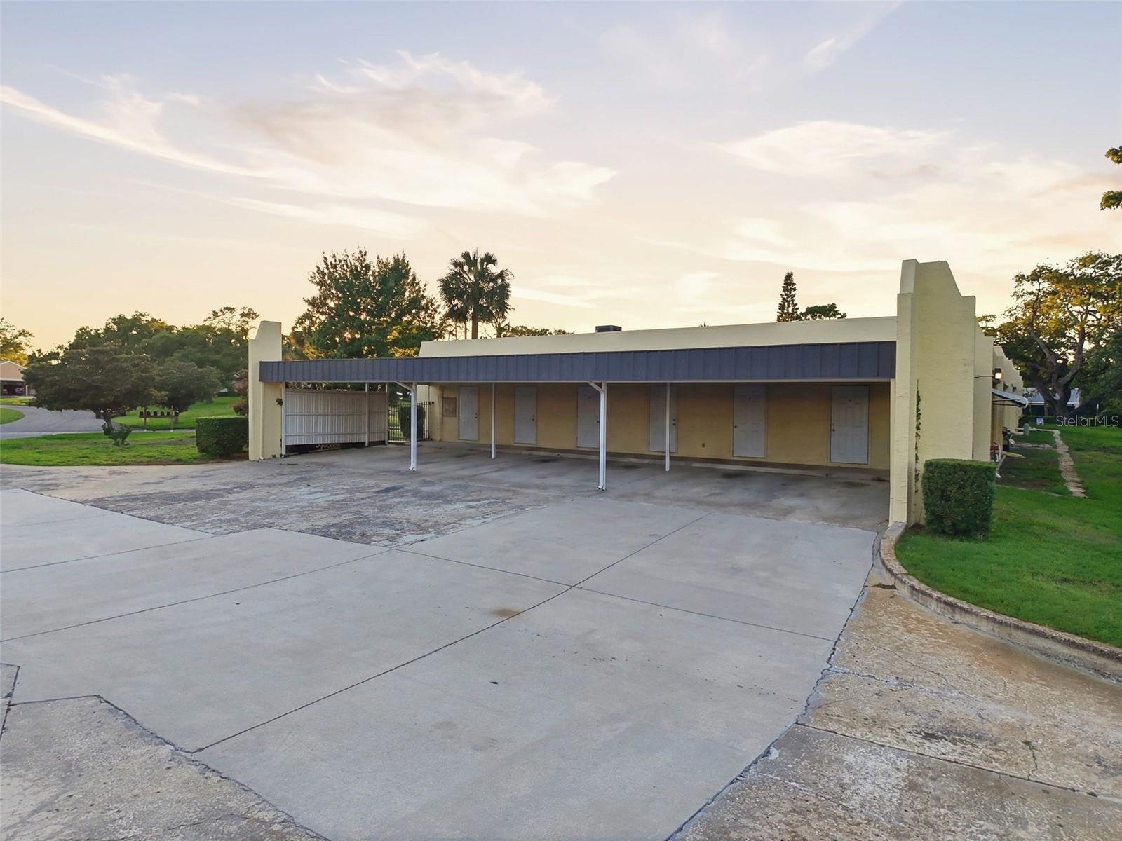 TIMBER OAKS FAIRWAY VILLAS CONDOMINIUM - Residential