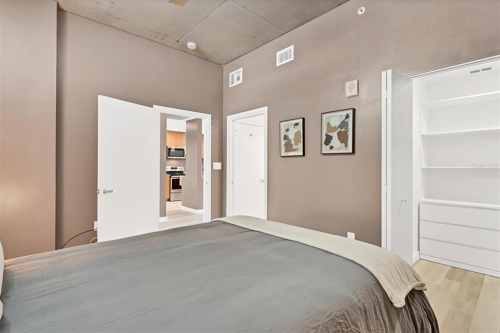 JACKSON - Residential Lease