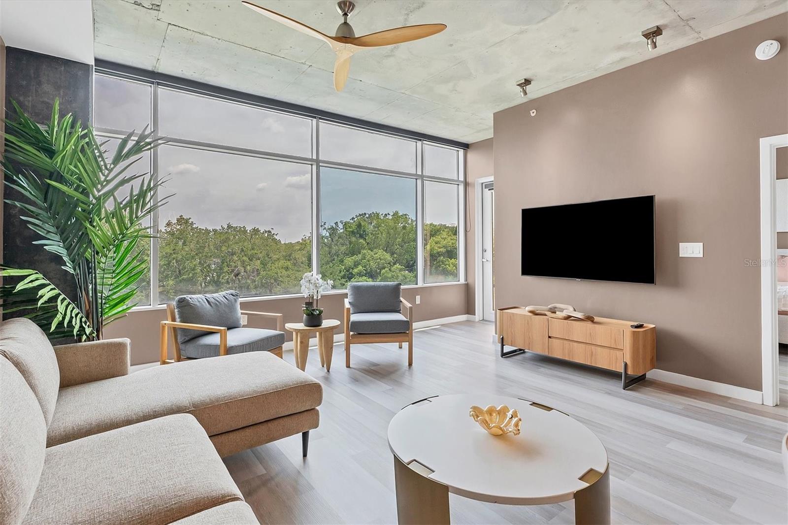 JACKSON - Residential Lease