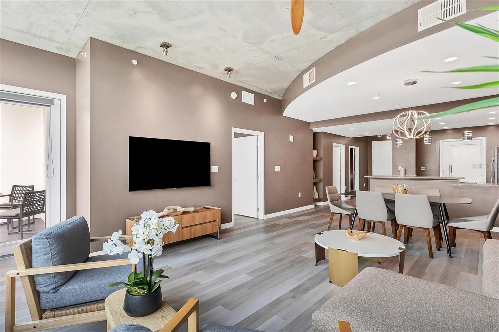 JACKSON - Residential Lease