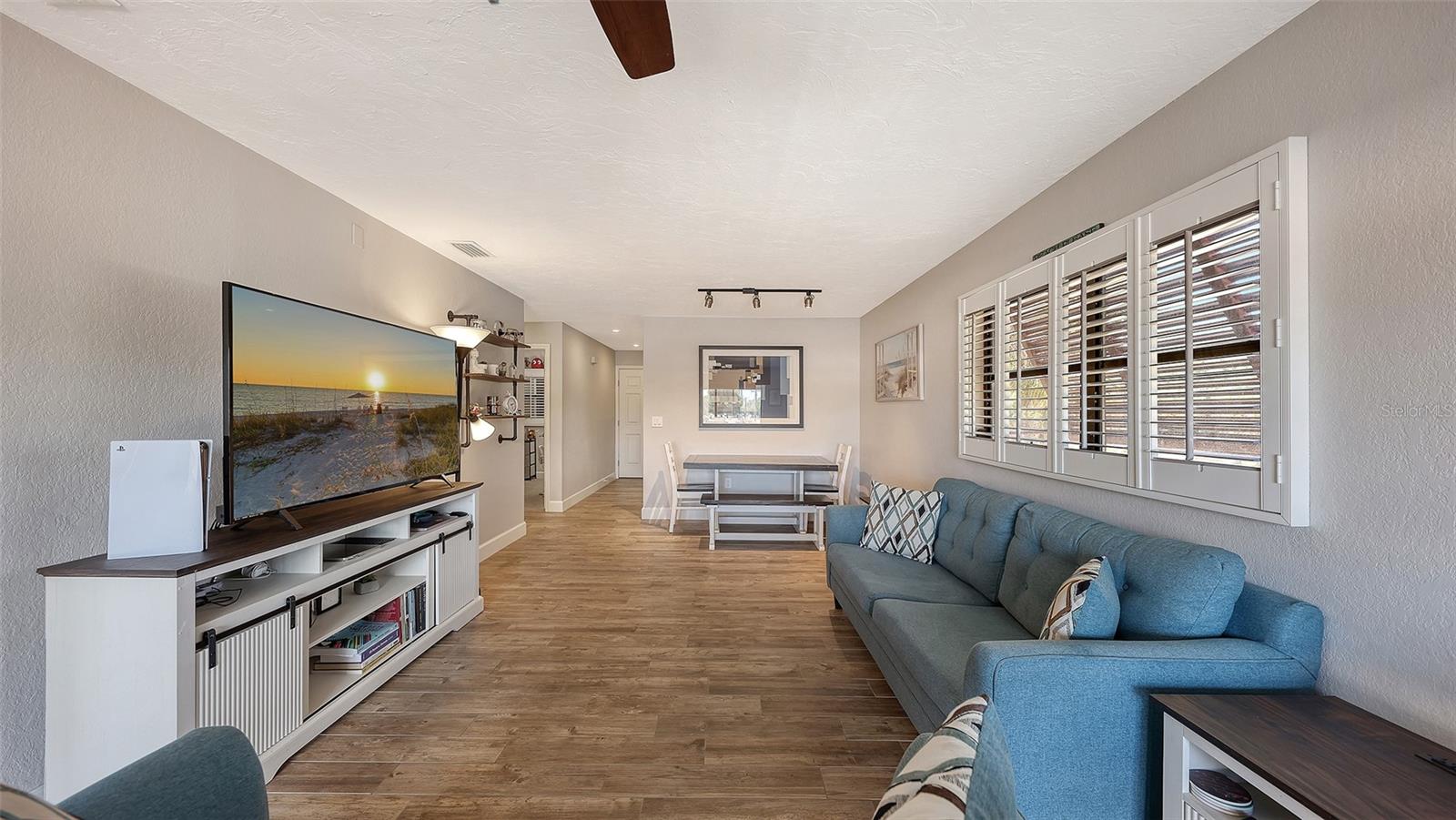 GULF GATE GARDENS - Residential