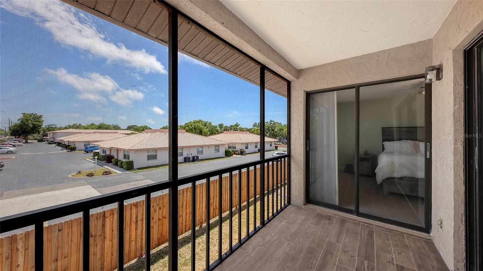 GULF GATE GARDENS - Residential