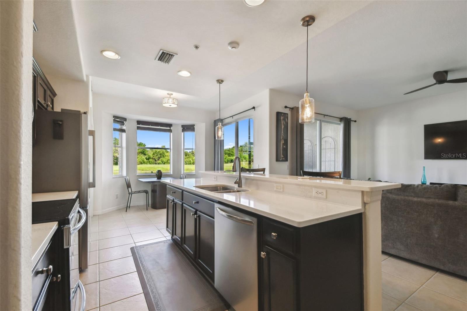 STONE HARBOUR III - Residential Lease