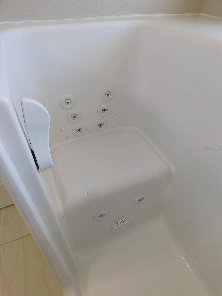 DIAMOND RDG UN 02 - Residential