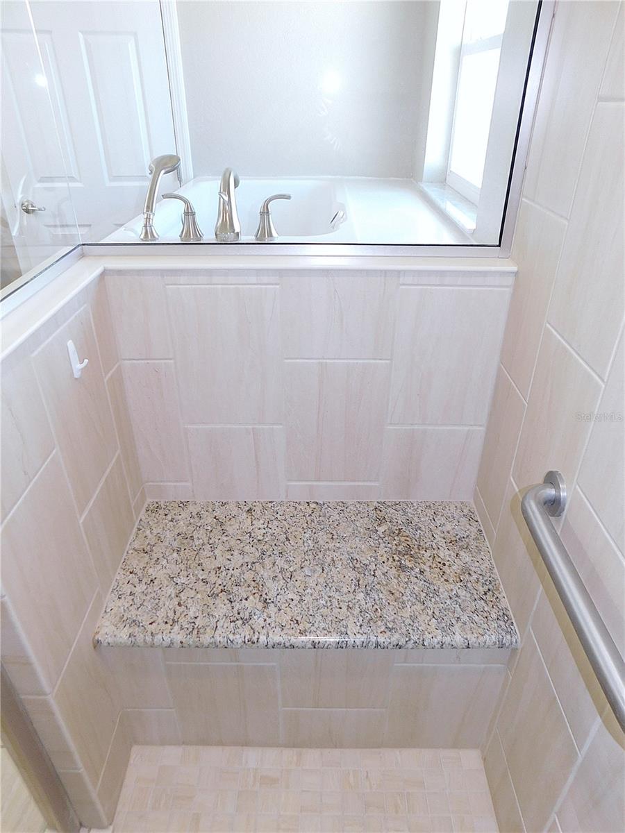 DIAMOND RDG UN 02 - Residential