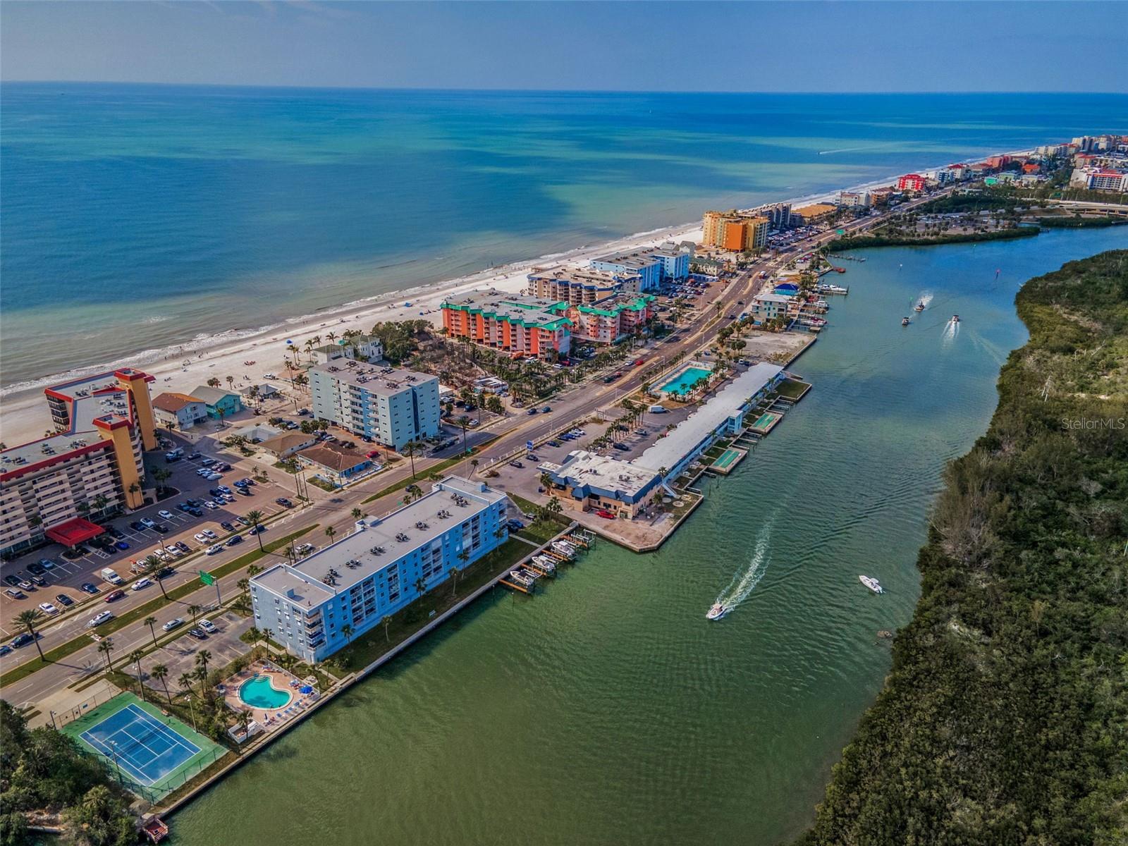 PORTSIDE CONDO - Residential