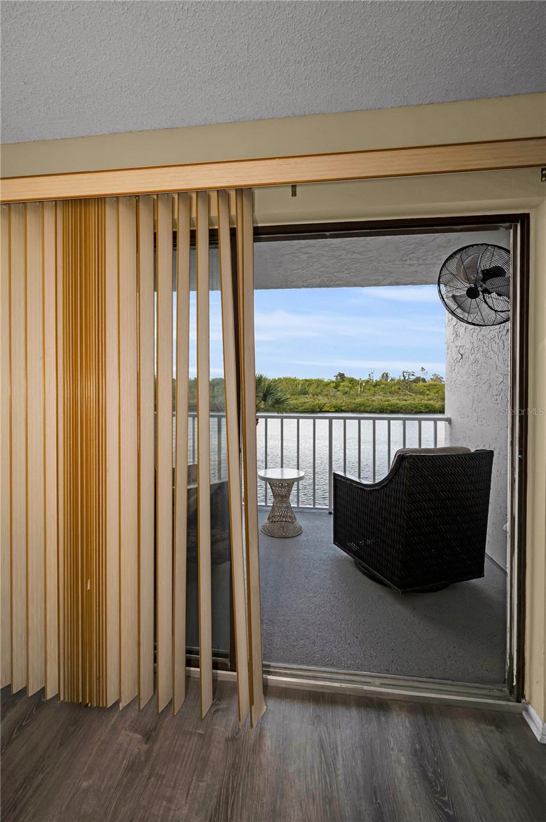 PORTSIDE CONDO - Residential