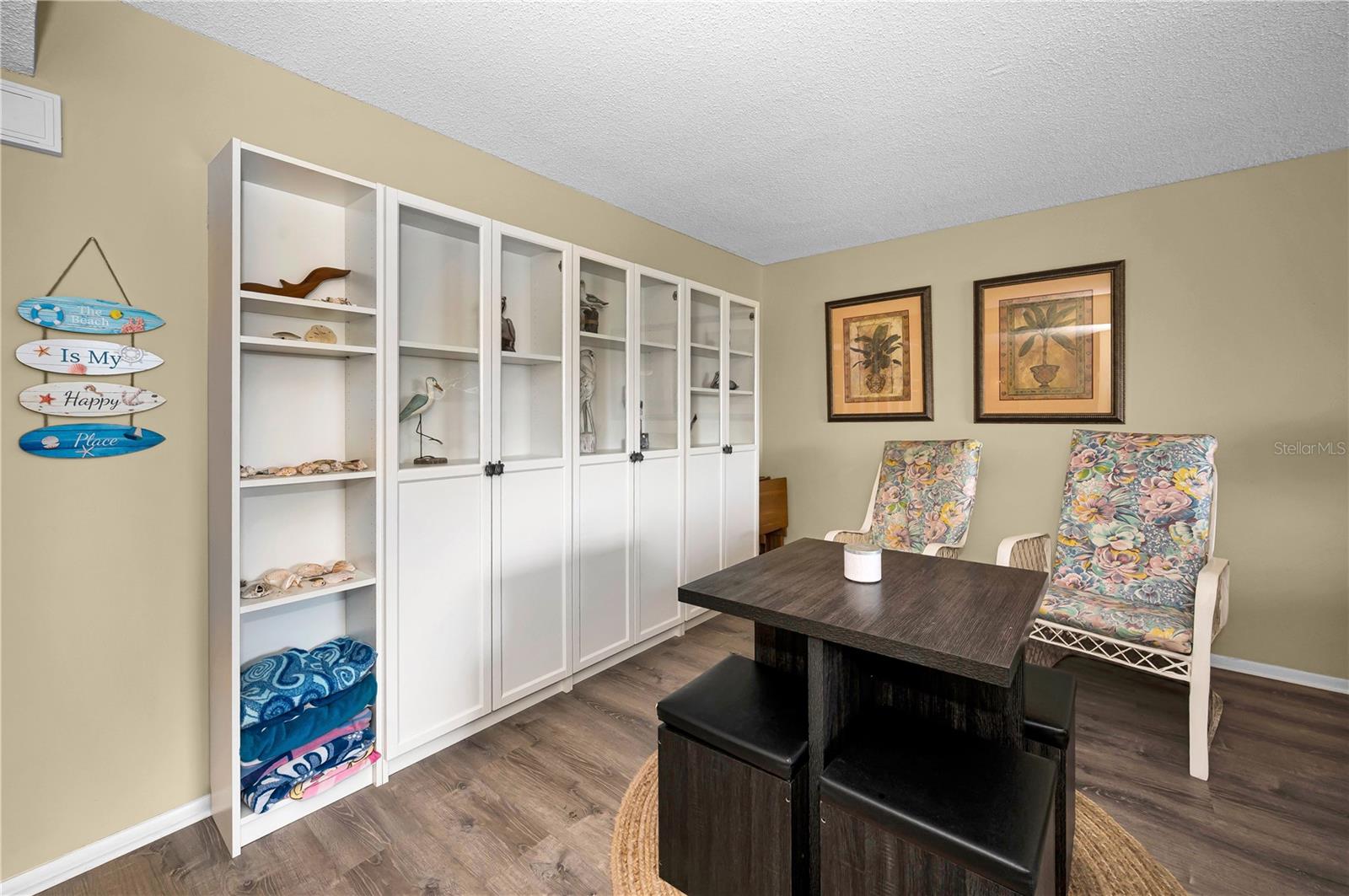 PORTSIDE CONDO - Residential
