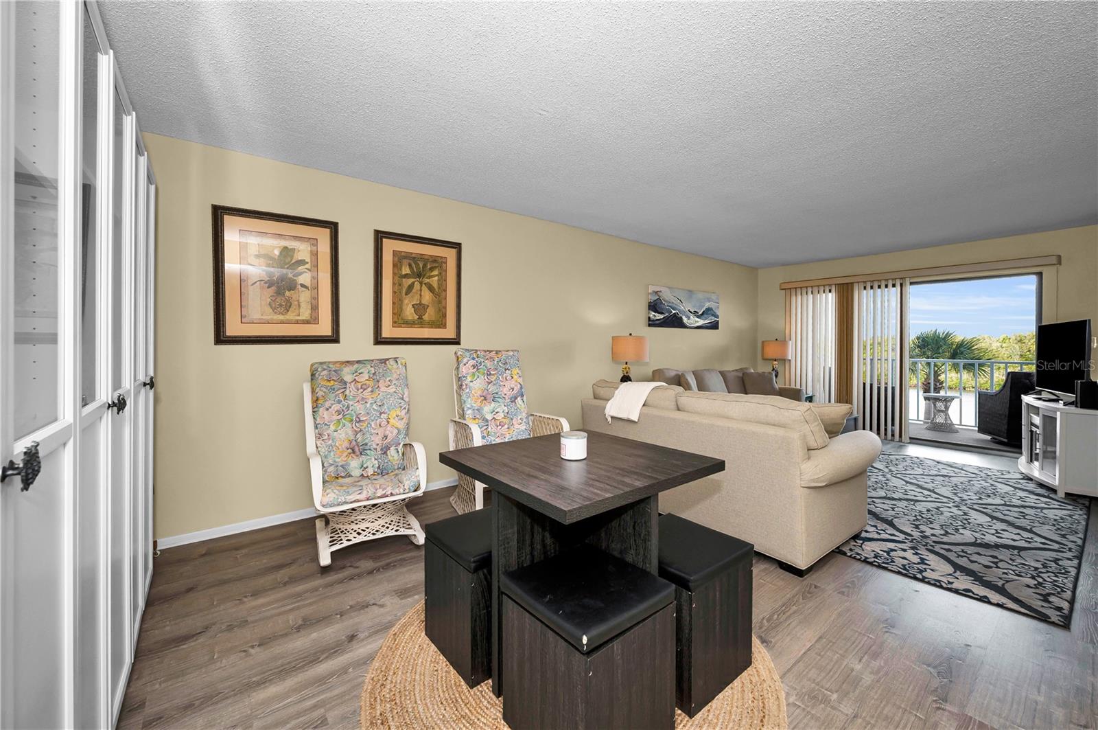 PORTSIDE CONDO - Residential