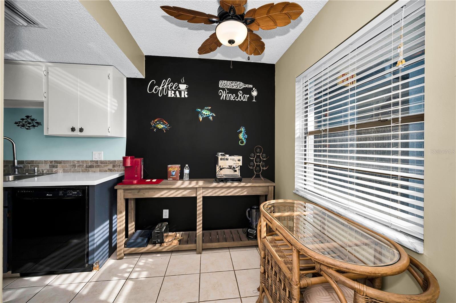 PORTSIDE CONDO - Residential