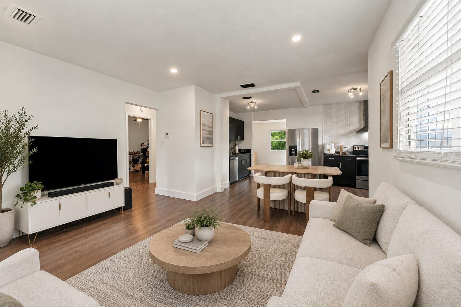 3606 W BAY TO BAY BOULEVARD