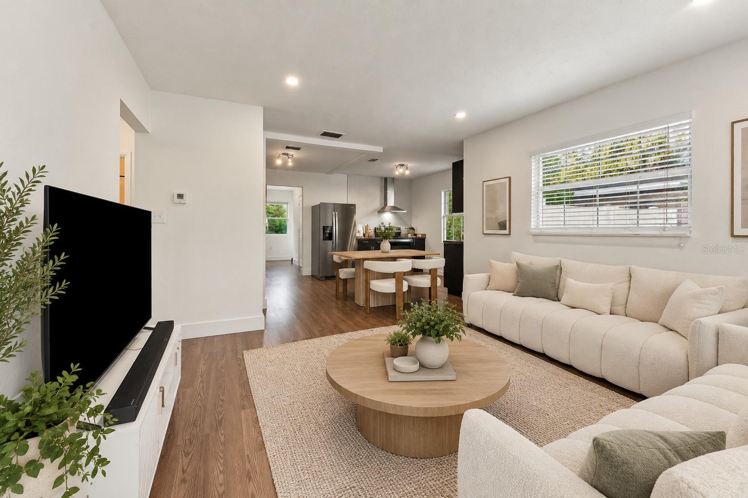 3606 W BAY TO BAY BOULEVARD