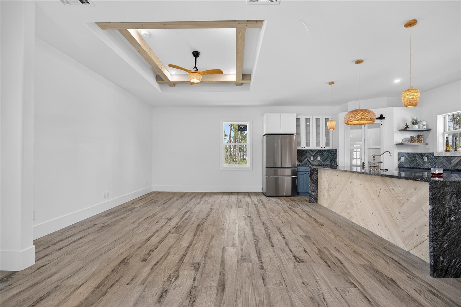 14192 RISELEY AVENUE