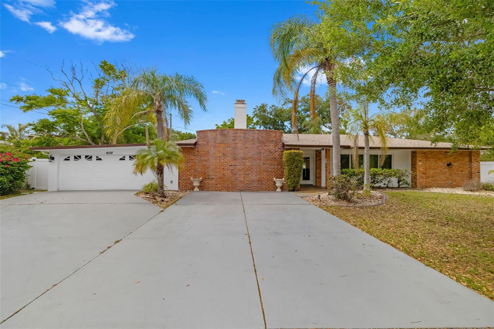 KENSINGTON PARK - Residential