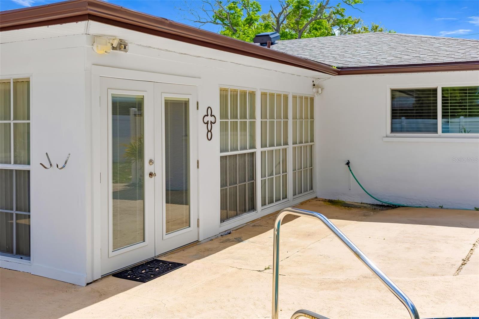 KENSINGTON PARK - Residential