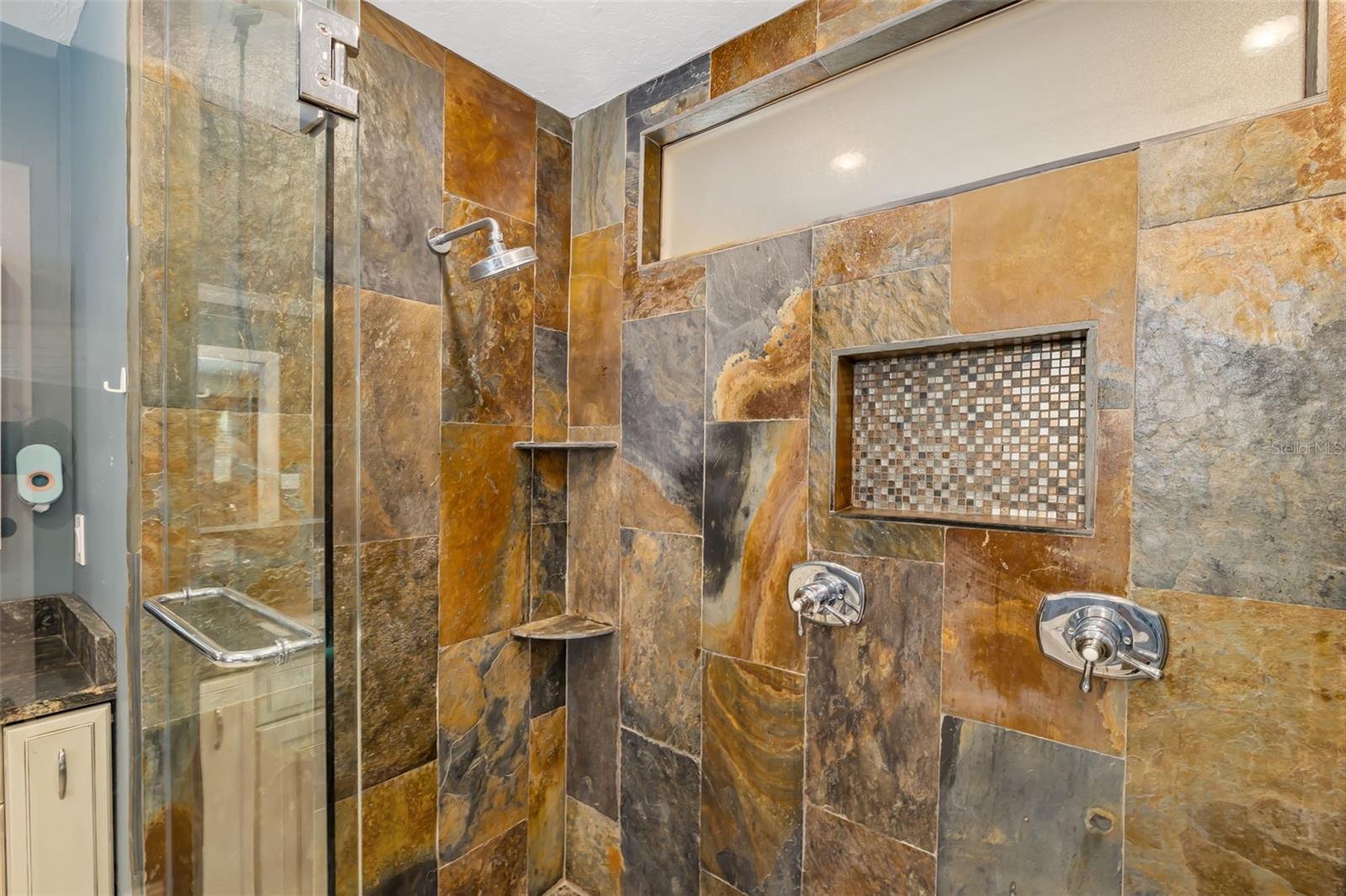 KENSINGTON PARK - Residential