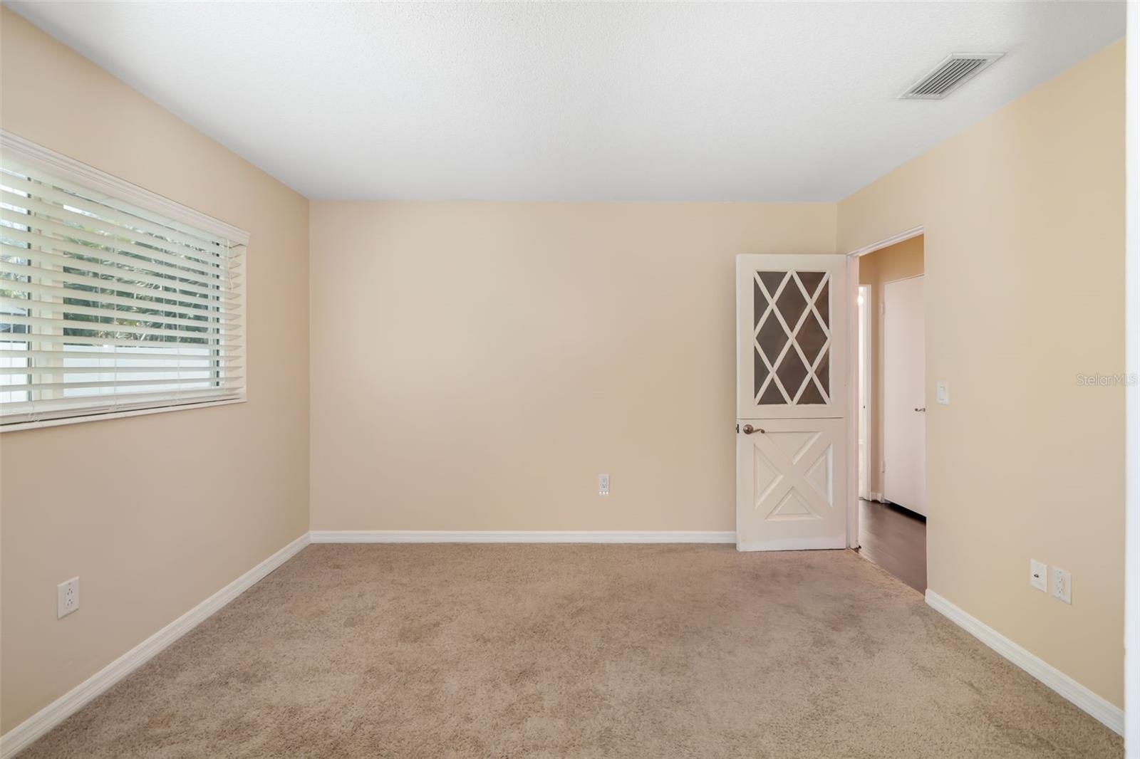 KENSINGTON PARK - Residential