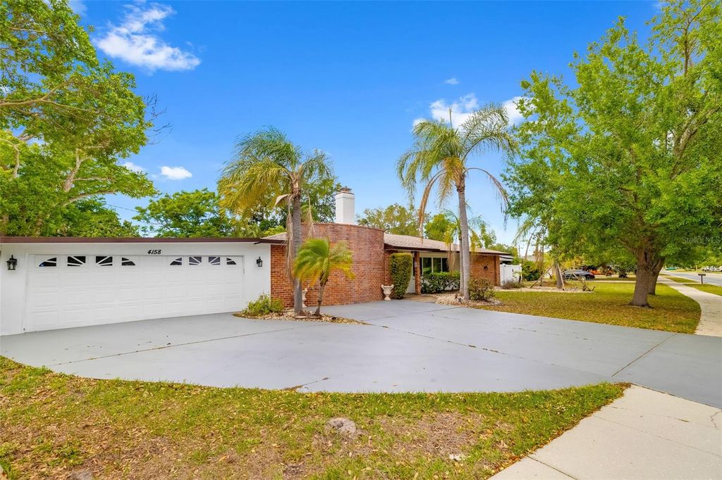 Photo of 4158 Prudence Drive, Sarasota, FL 34235 (MLS # A4689465)