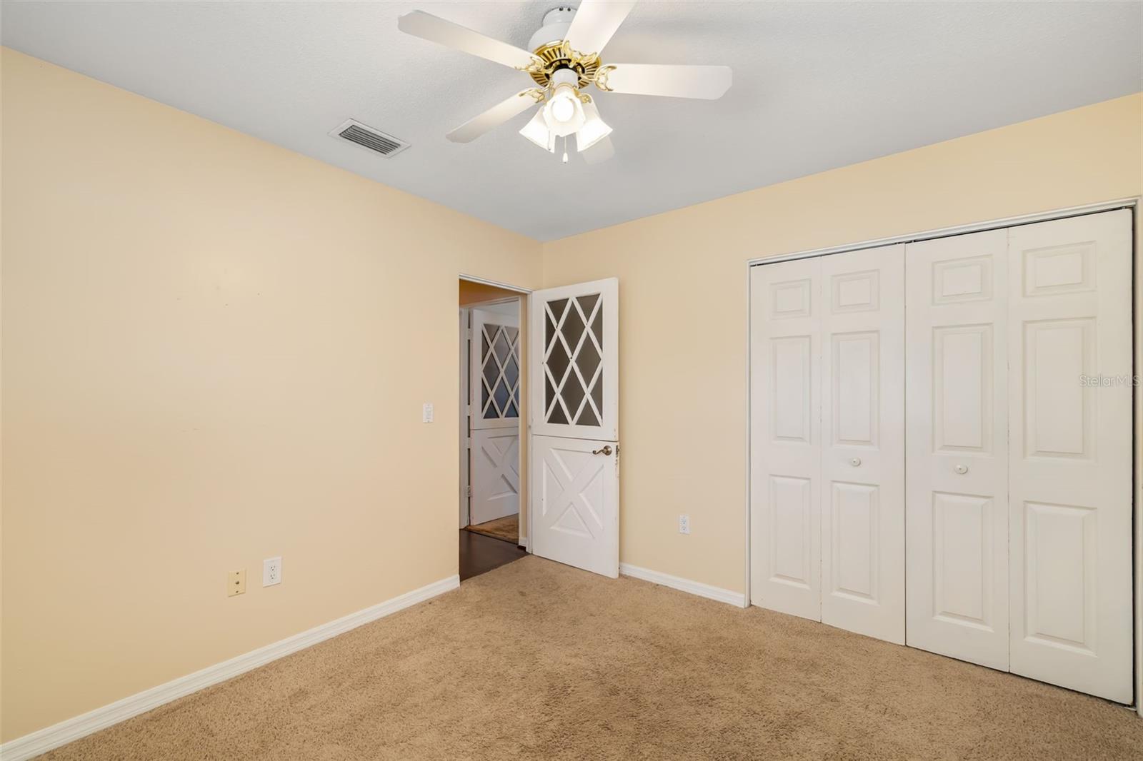 KENSINGTON PARK - Residential