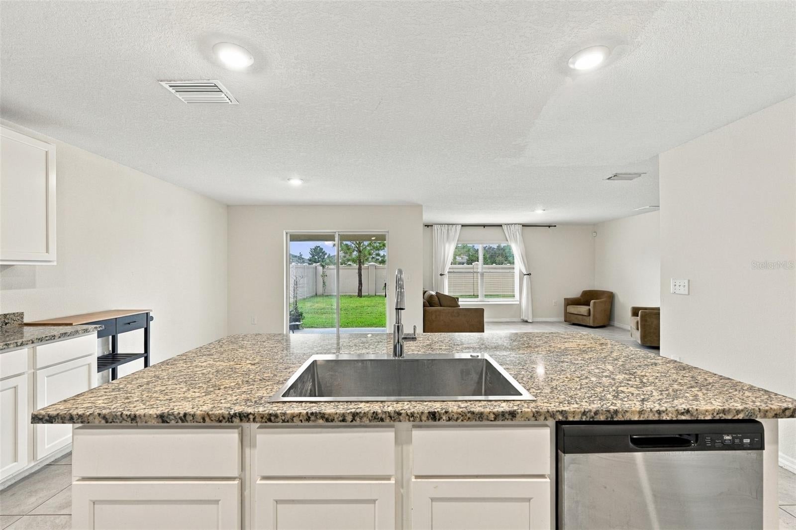 7980 BROAD POINTE DRIVE