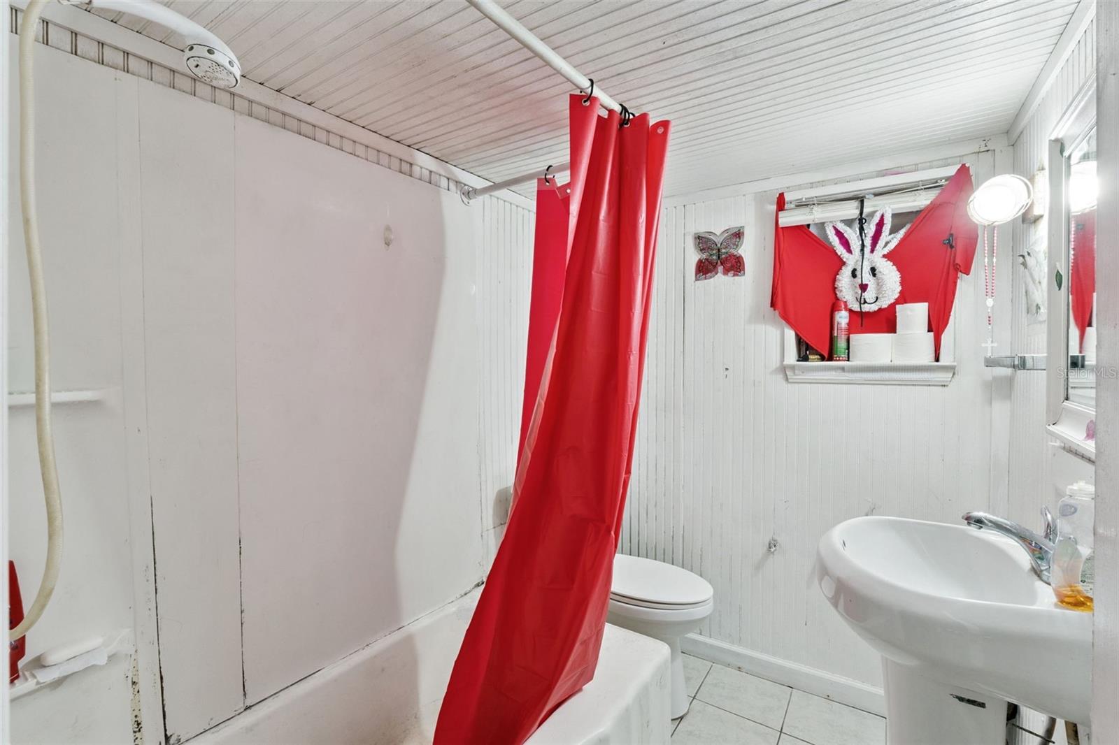 GROVELAND - Residential