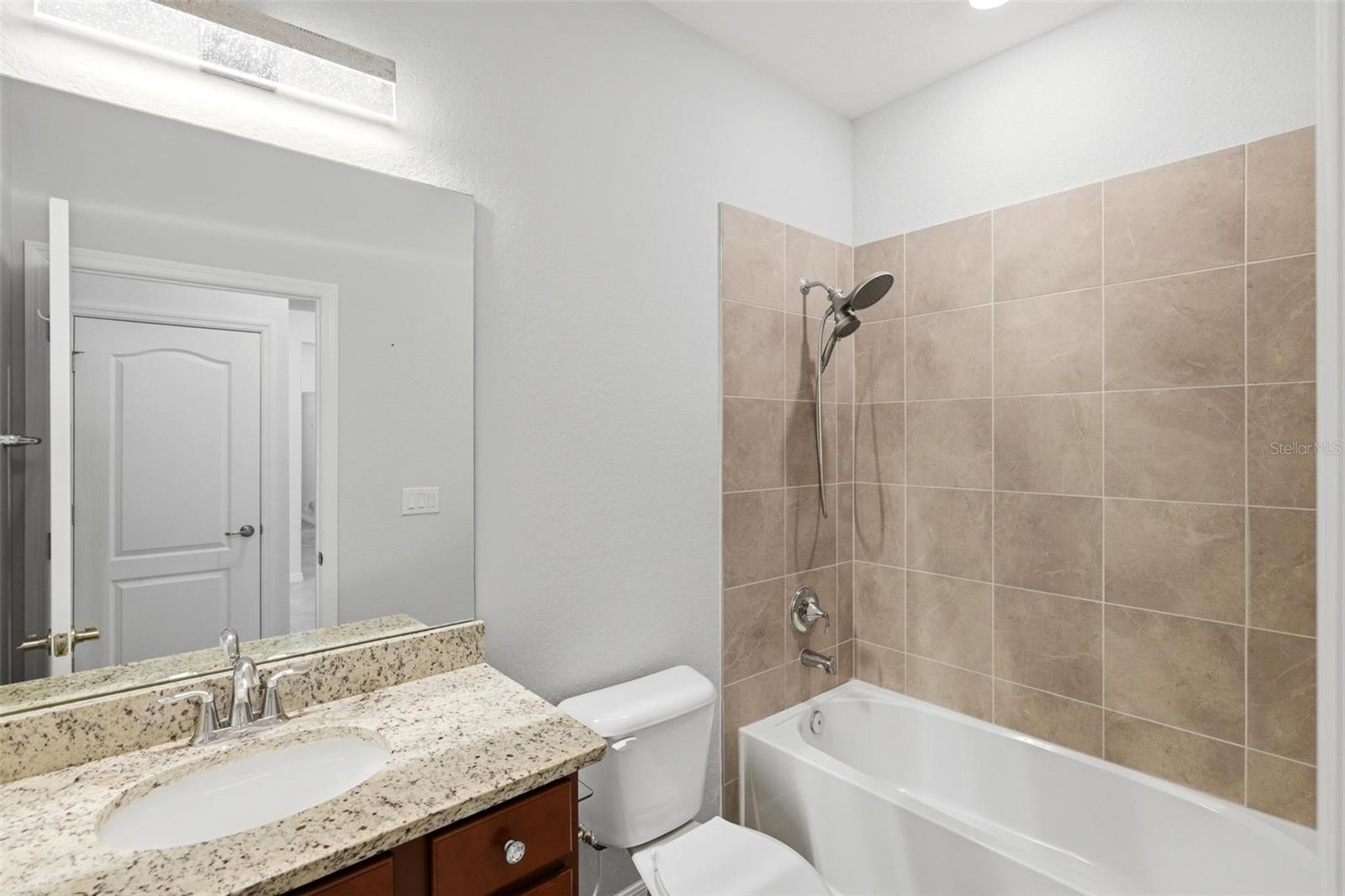 SARASOTA NATIONAL PH 9-B - Residential