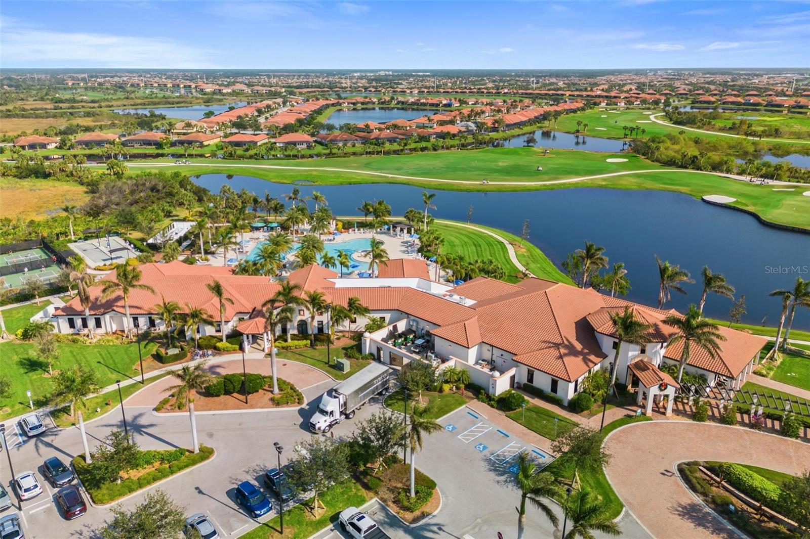 SARASOTA NATIONAL PH 9-B - Residential