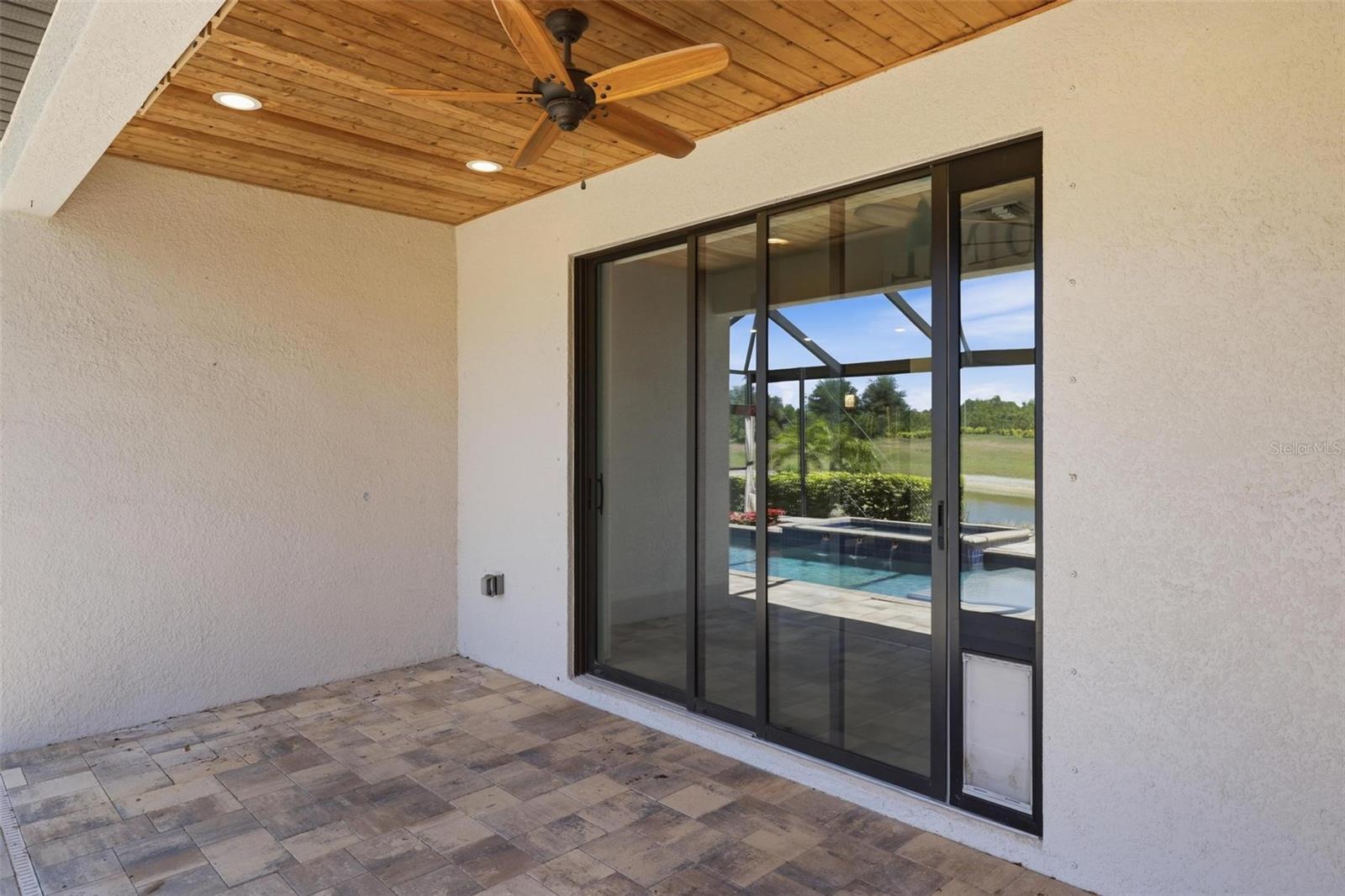 SARASOTA NATIONAL PH 9-B - Residential