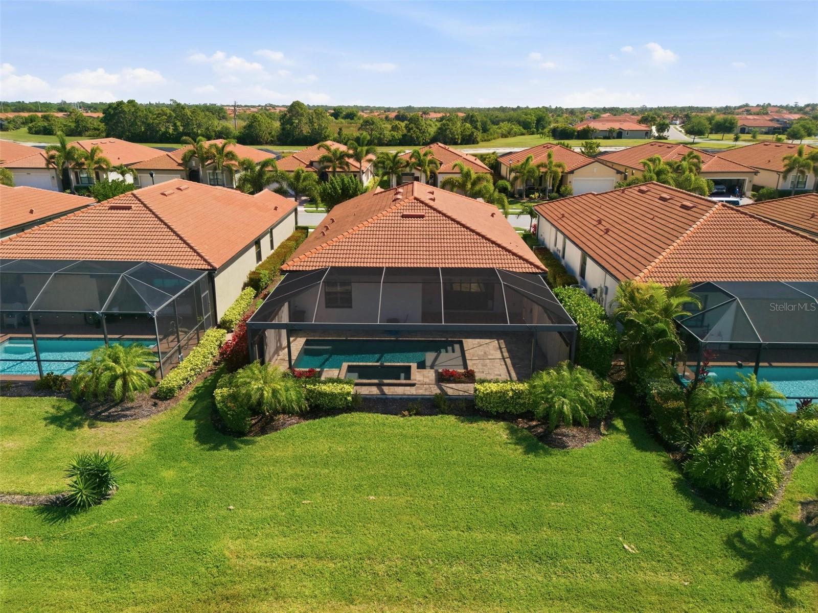 SARASOTA NATIONAL PH 9-B - Residential