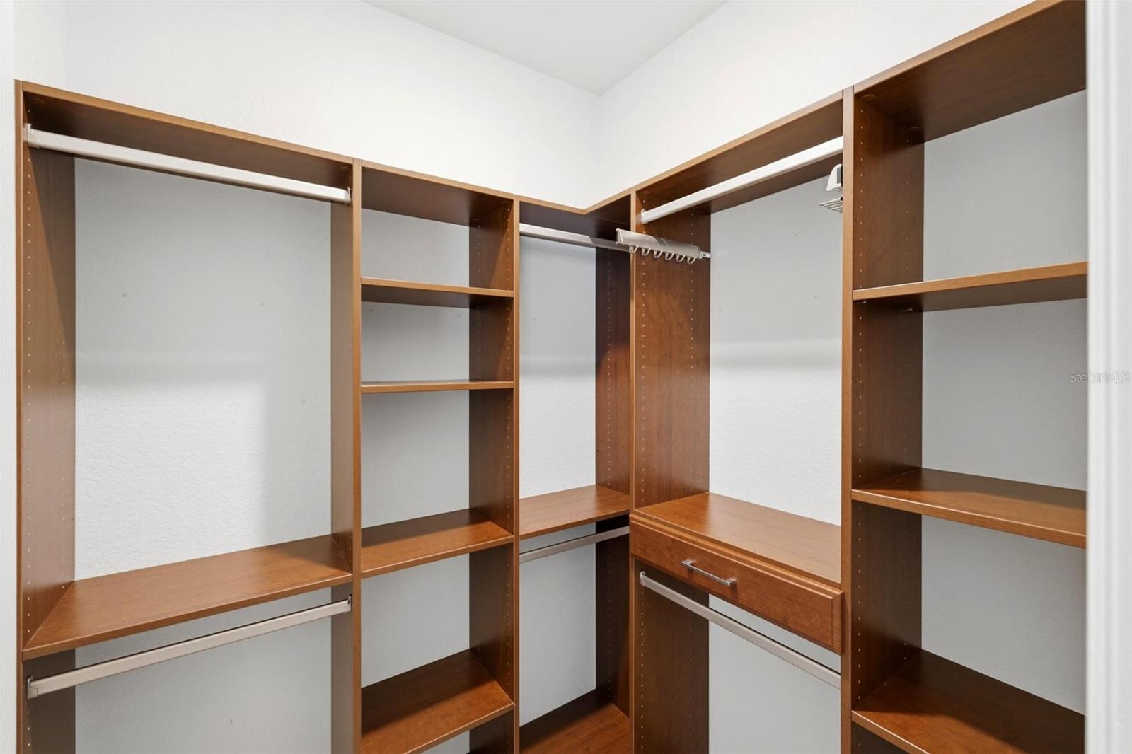 SARASOTA NATIONAL PH 9-B - Residential