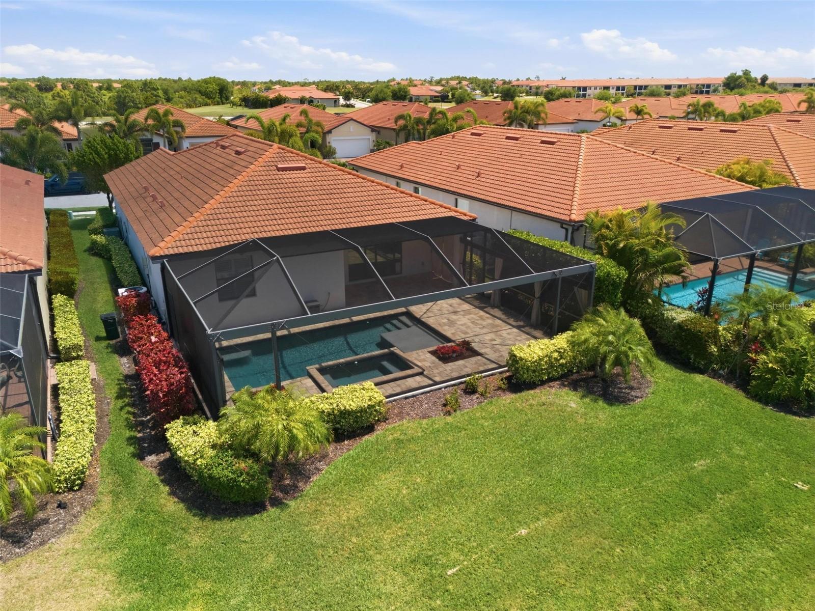 SARASOTA NATIONAL PH 9-B - Residential