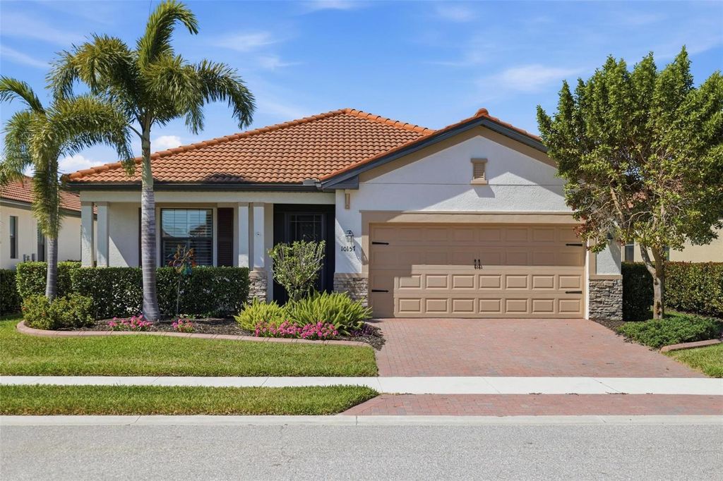 Photo of 10157 Colubrina Drive, Venice, FL 34293 (MLS # N6143994)