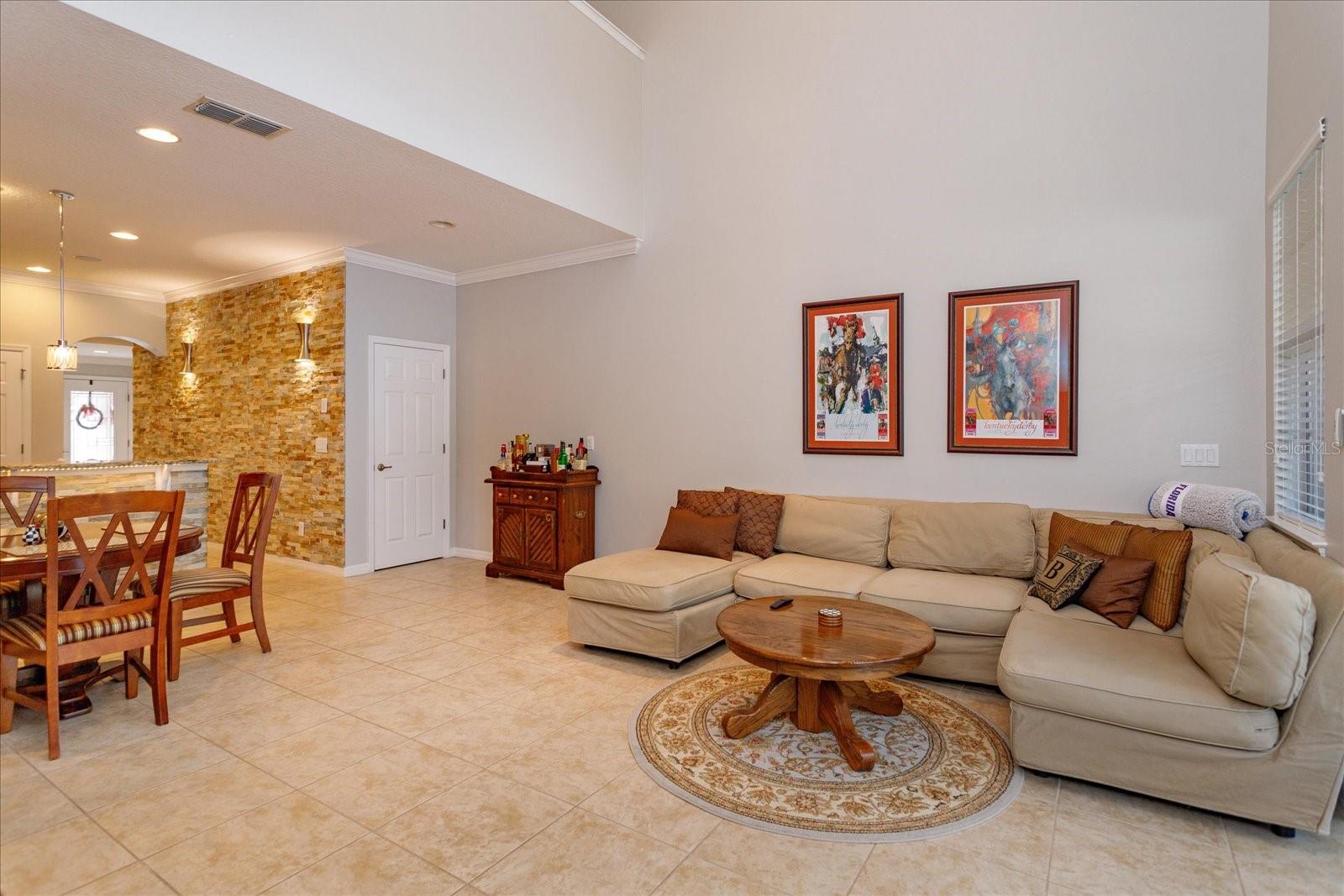 TERRACINA AT LAKE FOREST FIFTH AMD - Residential