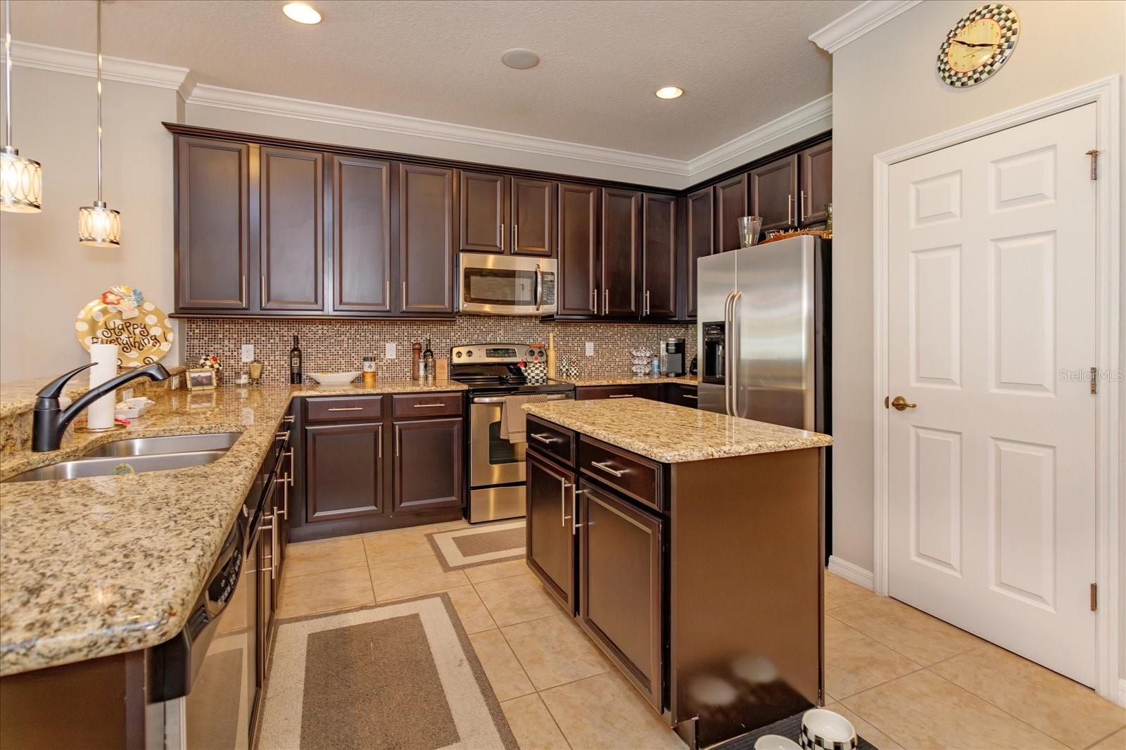 TERRACINA AT LAKE FOREST FIFTH AMD - Residential