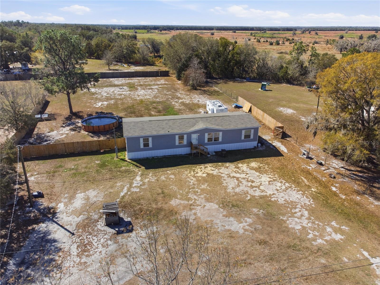 EVELYN HILLS - Residential