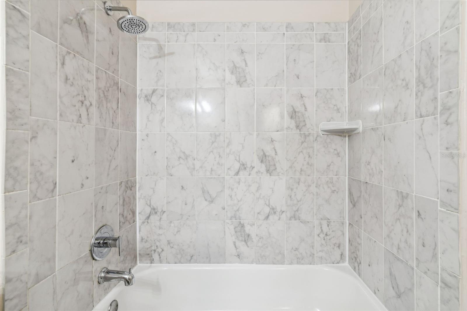 WATERSIDE CONDO I - Residential