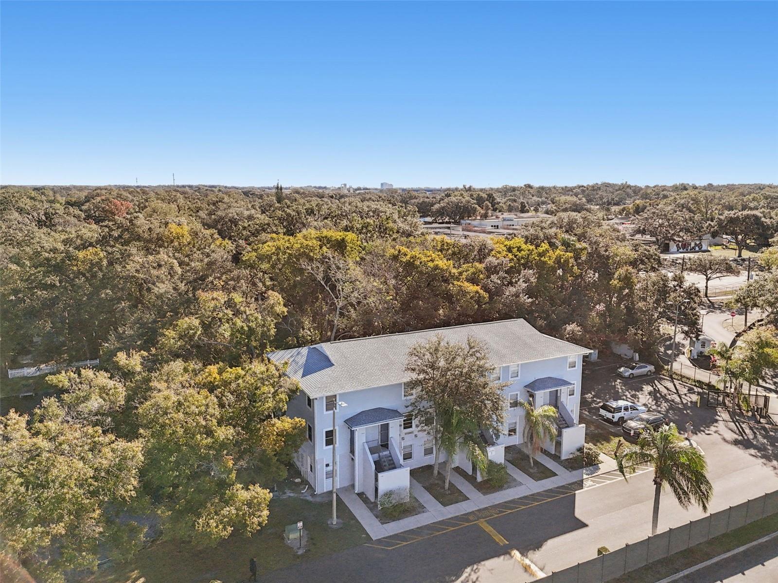 WATERSIDE CONDO I - Residential